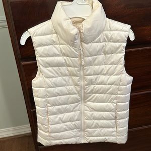 Old Navy quilted vest